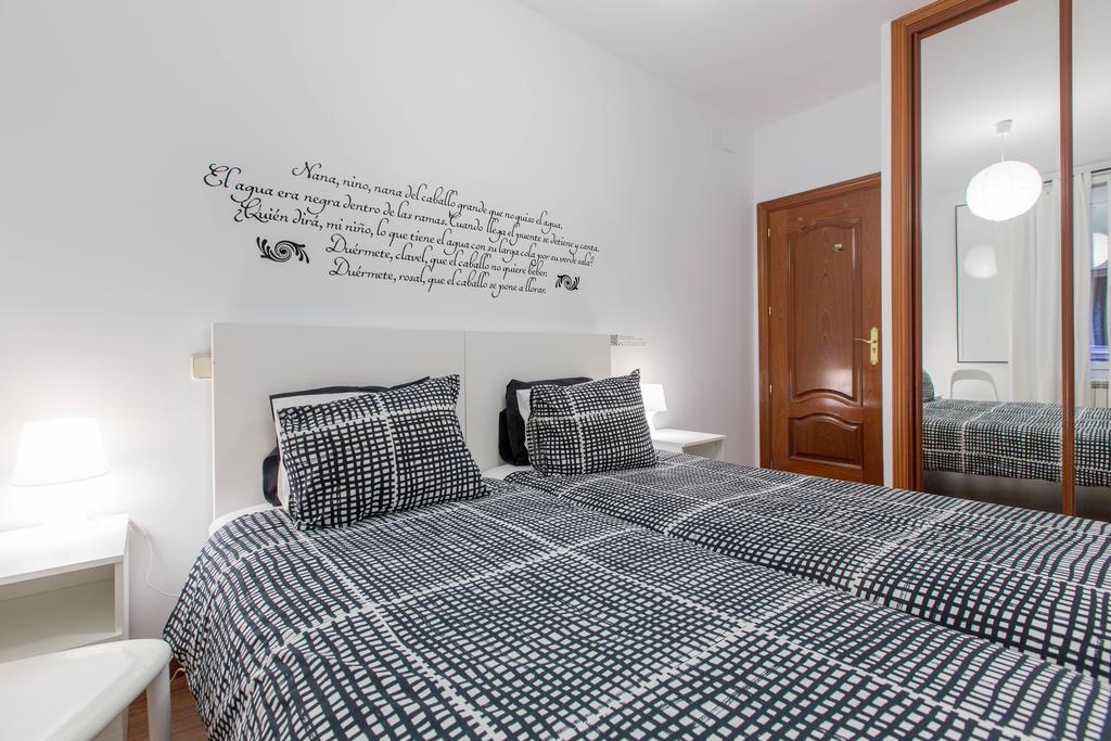 Book In Madrid- Puerta Del Sol Apartment Cameră foto